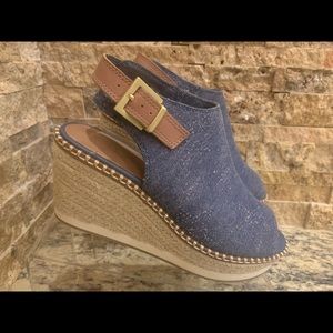 Nicole’s Danette 8M Denim look sandal 8M